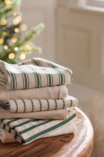 Ib Laursen Kj&oslash;kkenh&aring;ndkle Orla gr&oslash;nne vevde striper