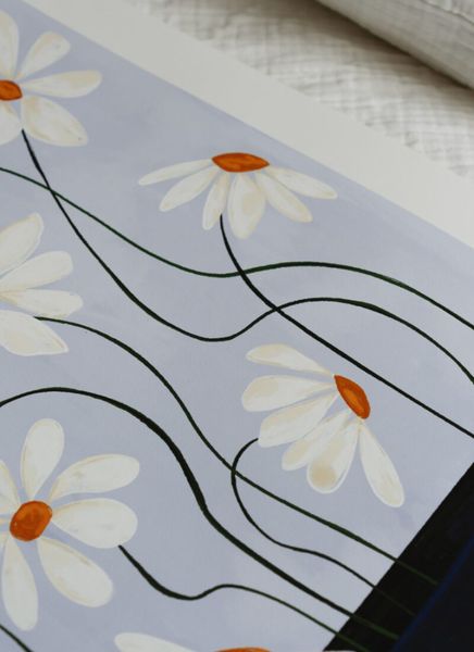 TPC Frankie Penwill, Daisies in Blue Vase 30x40 cm