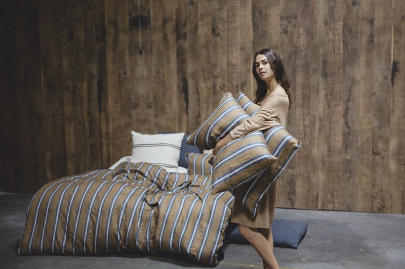 Salem putetrekk stripe 65x65